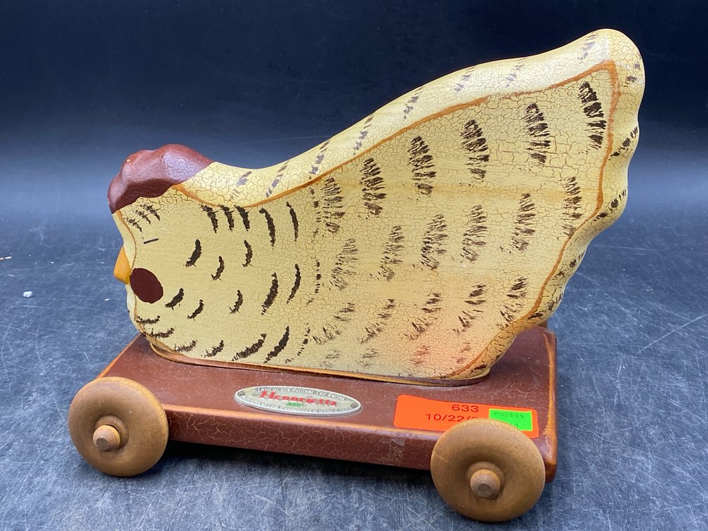 1994 Workshops of Gerald E. Henn Wooden Pull Toy