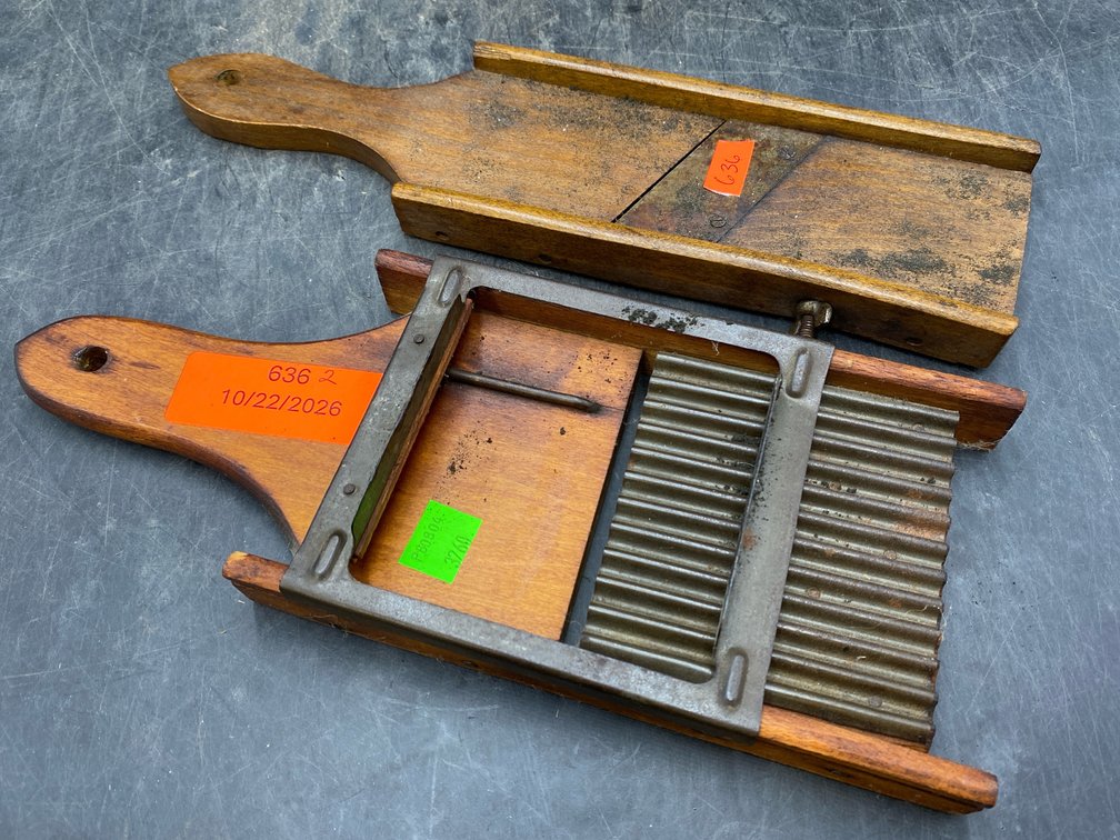 Primitive Fruit & Vegetable Slicers