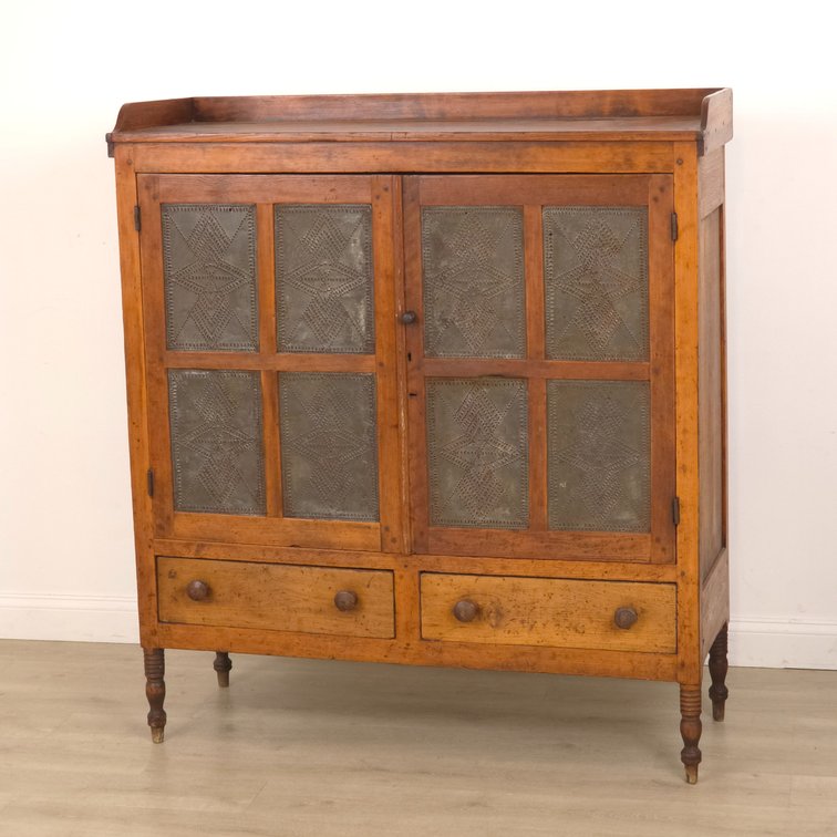 19th c. Virginia Pine Pie Safe