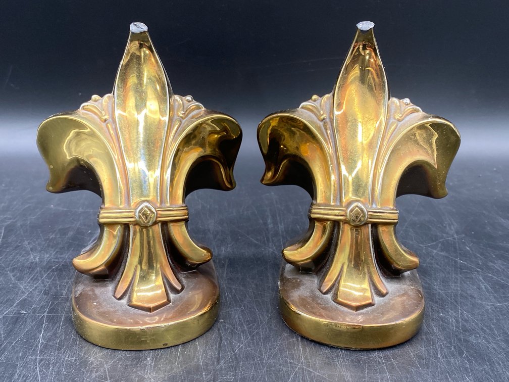 PMC Fleur-De-Lis Bookends