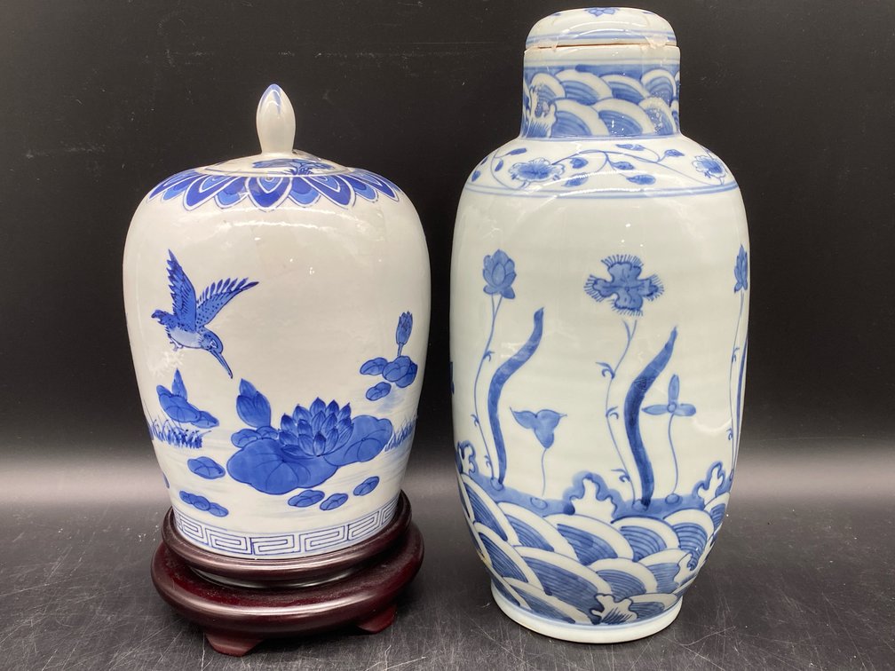Chinoiserie Covered Jars
