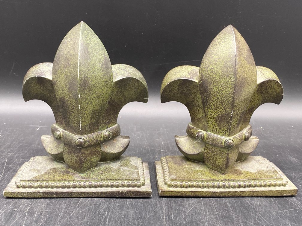 Fleur De Lis Bookends