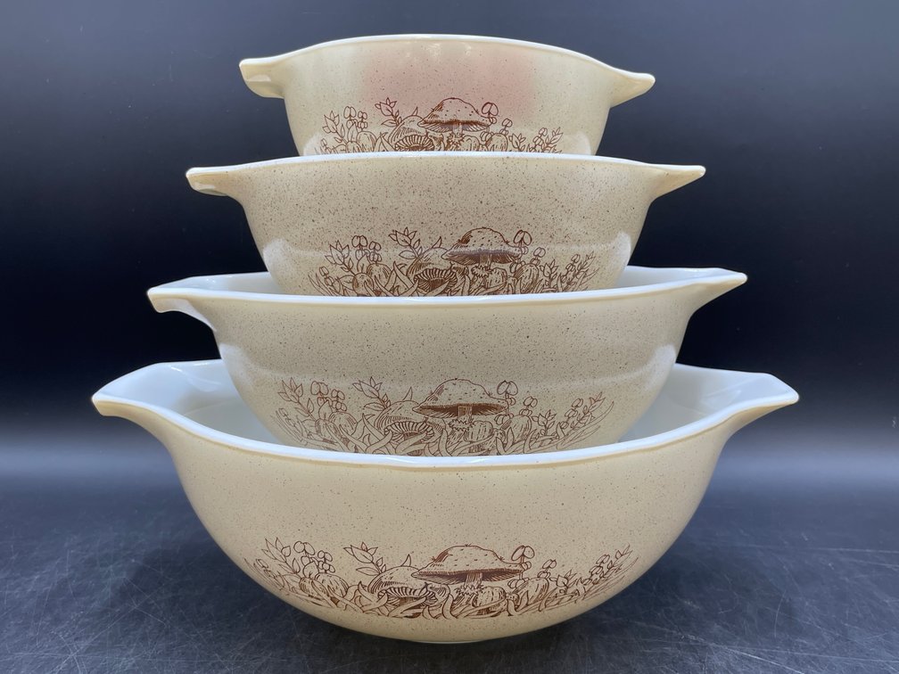 Pyrex Forest Fancies Cinderella Mixing Bowl Set