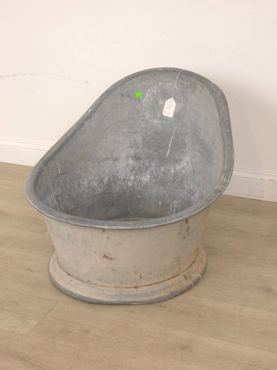 Zinc Cowboy Wash Tub