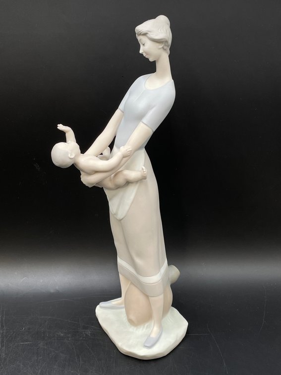 Lladró Mother Figurine