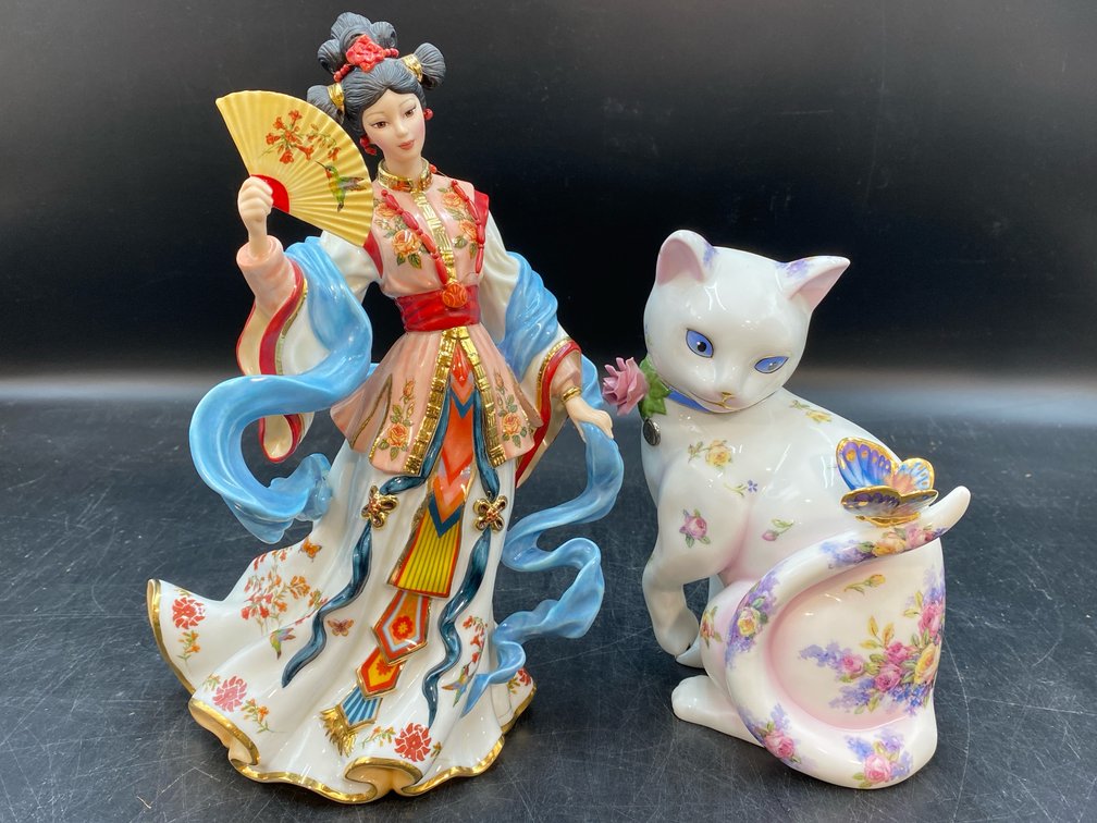 Lena Liu Danberry Mint Figurines