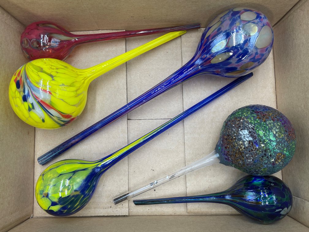 Colorful Aqua Bulbs Plant Watering Globes