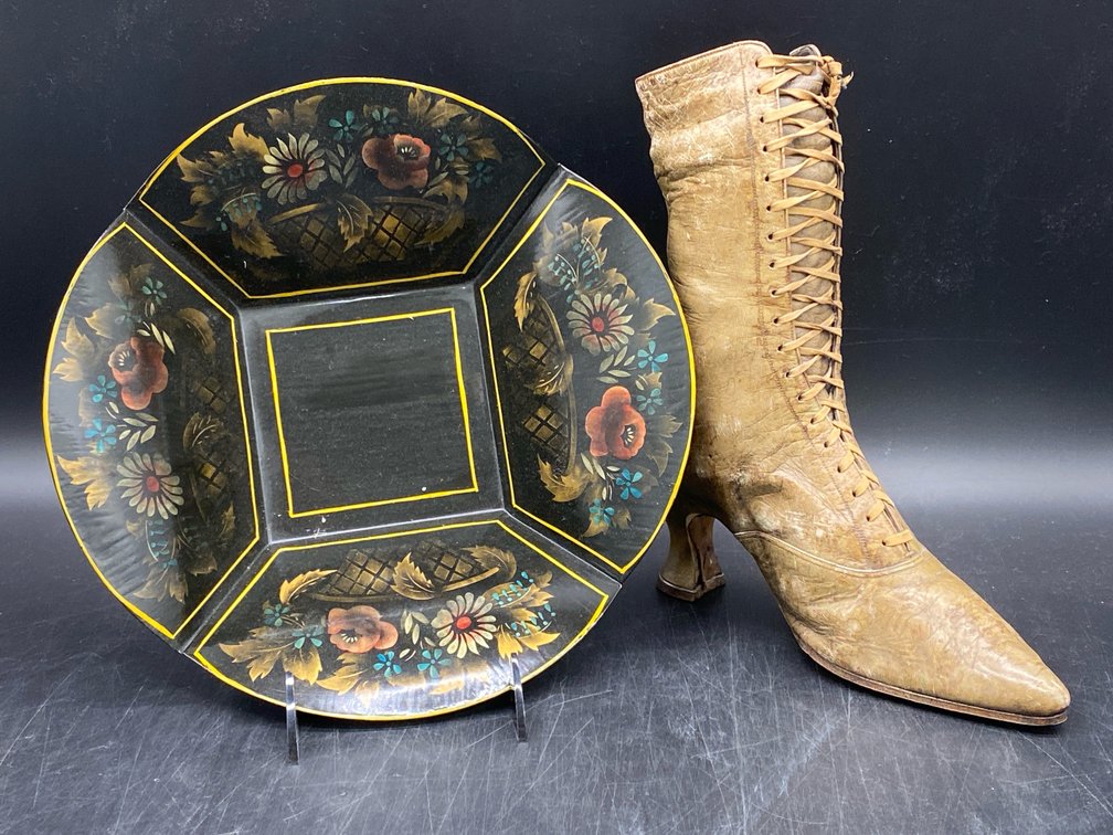 Vintage Decor Items