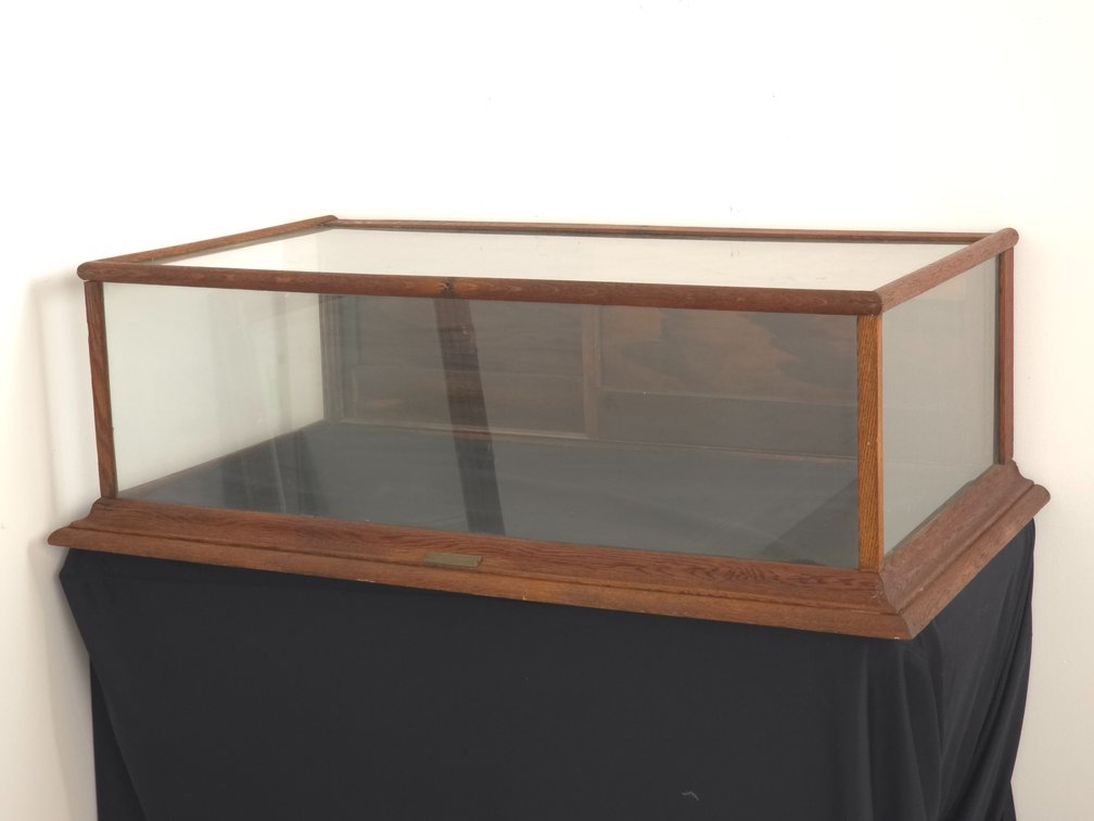 Mid Size Oak Country Store Counter Top Showcase