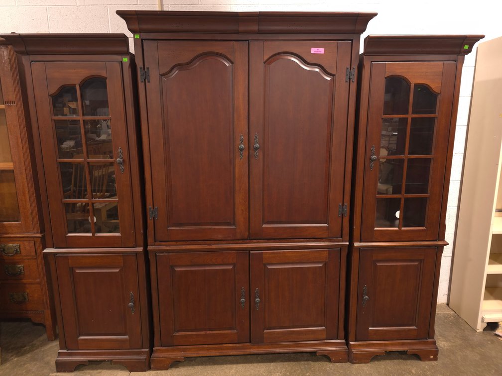 Entertainment Cabinet Set