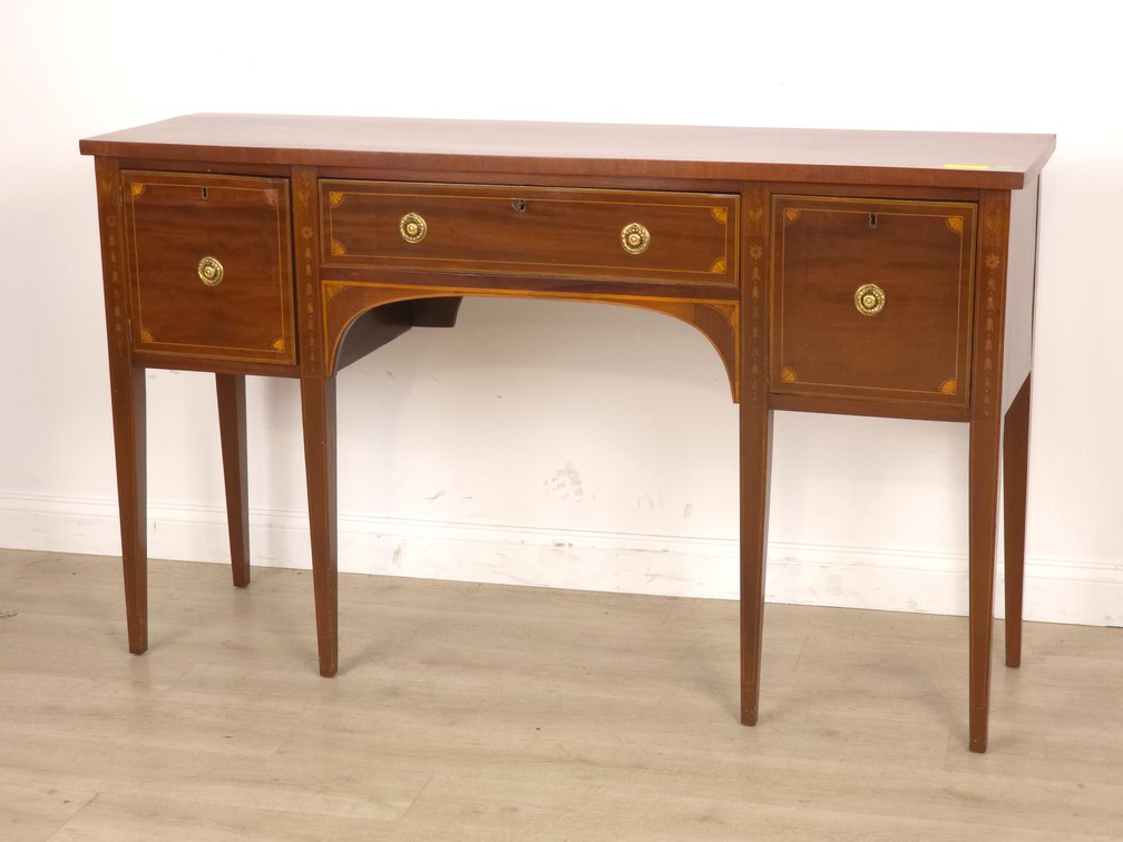 Hepplewhite Inlaid Sideboard
