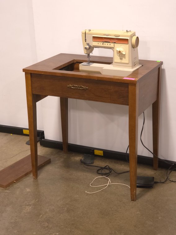 Vintage Singer Sewing Machine