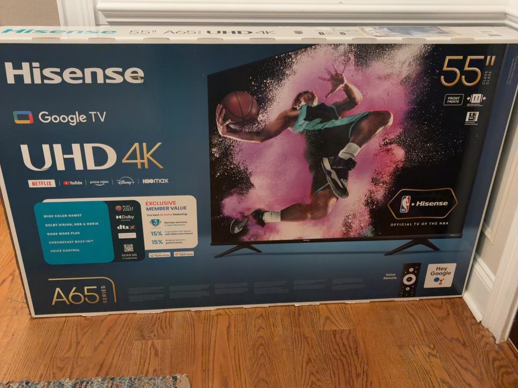 55 inch Hisense TV