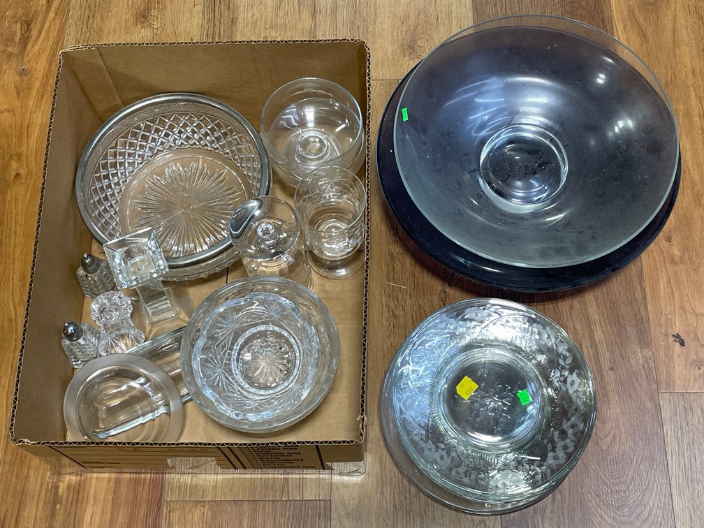 Glass Dining Room Articles