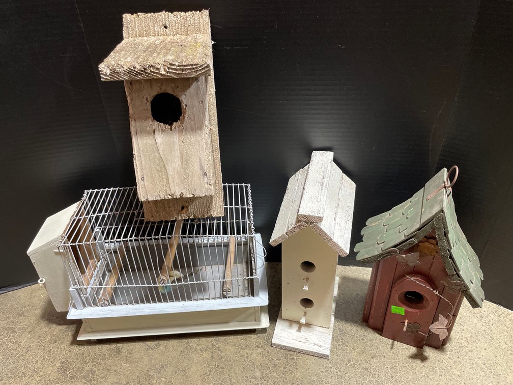 Rustic Birdhouses & Nesting Box