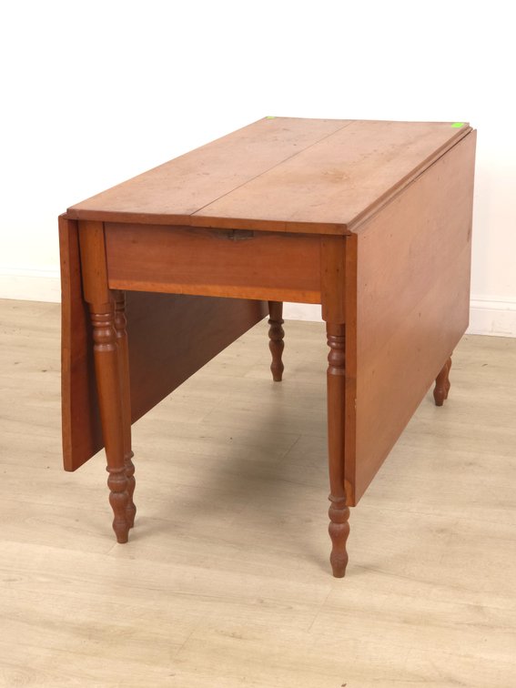 Antique Cherry Drop Leaf Table