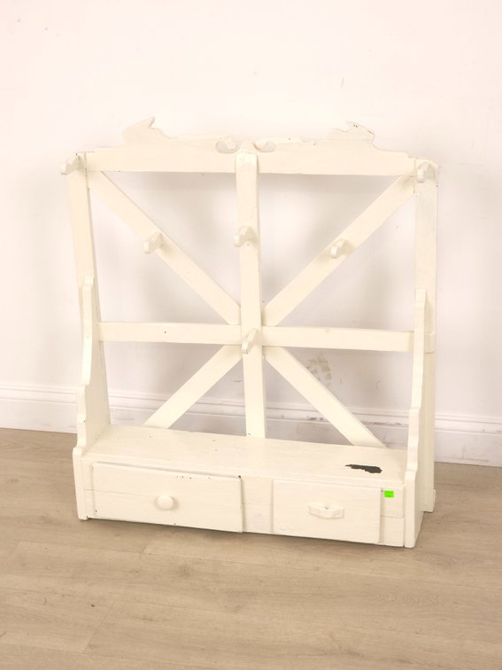 Hanging Hat Rack