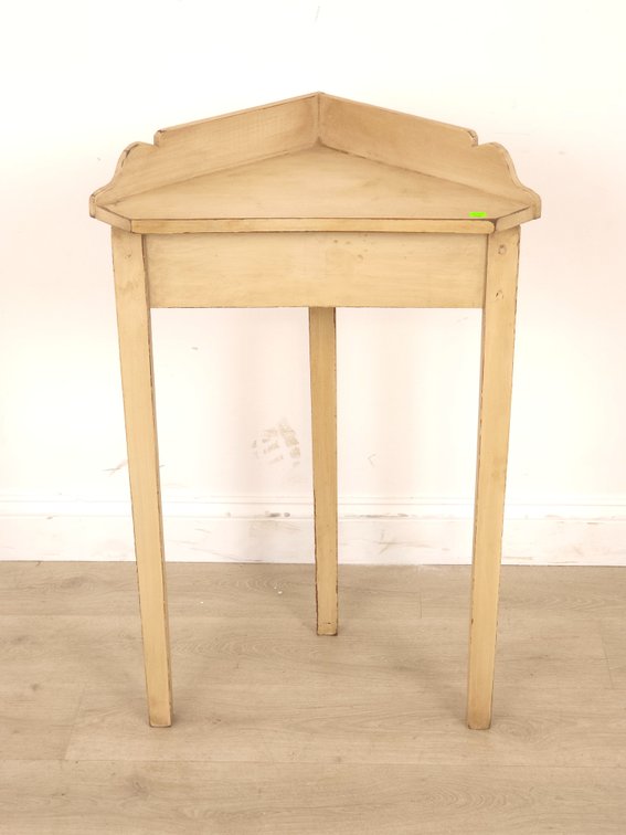 Decorative Corner Stand