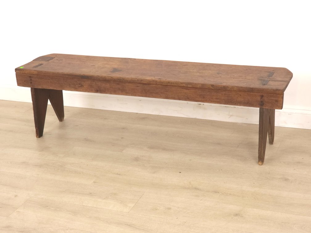 Primitive Bench