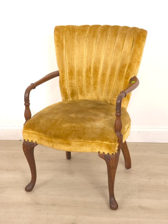 Channelback Side Chair