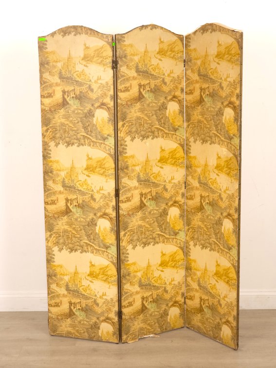Room Screen
