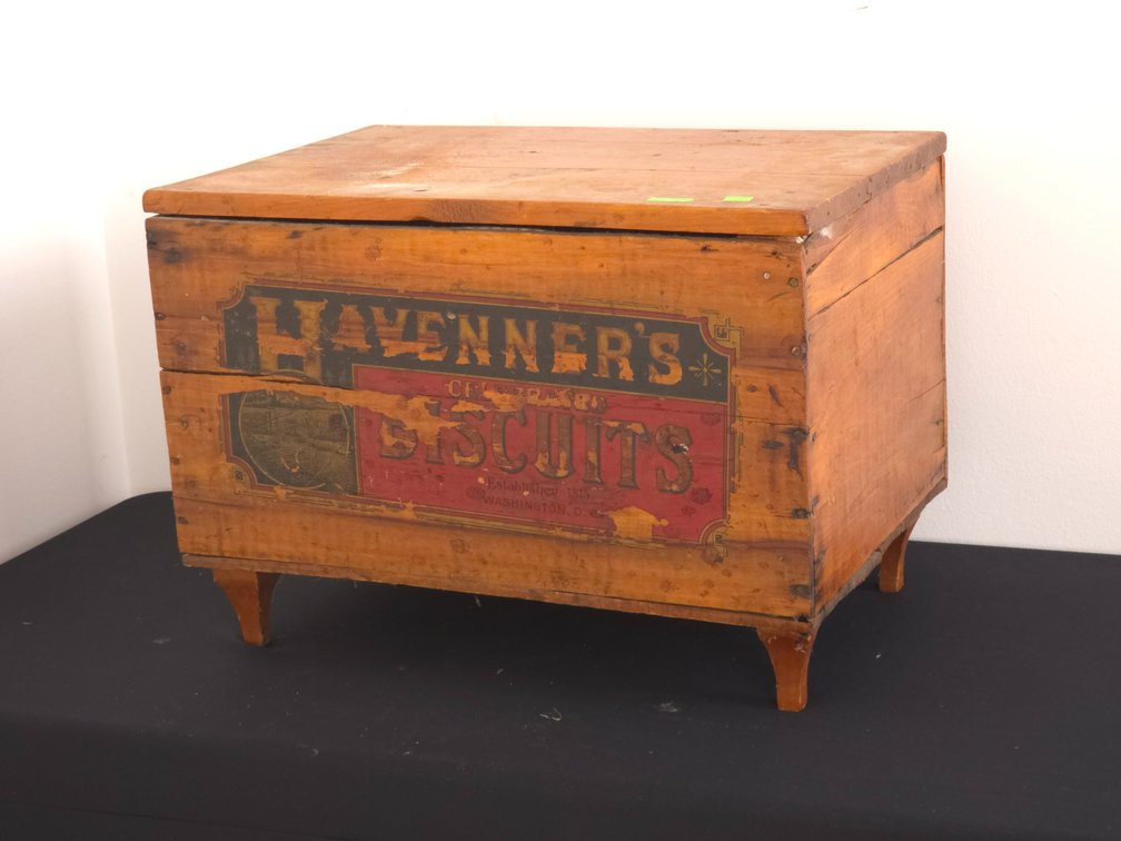 Wooden Biscuit Box
