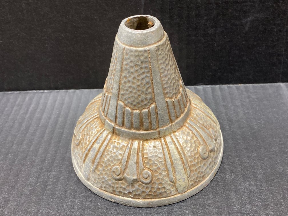 Cast Metal Ceiling Light Fixture Canopy