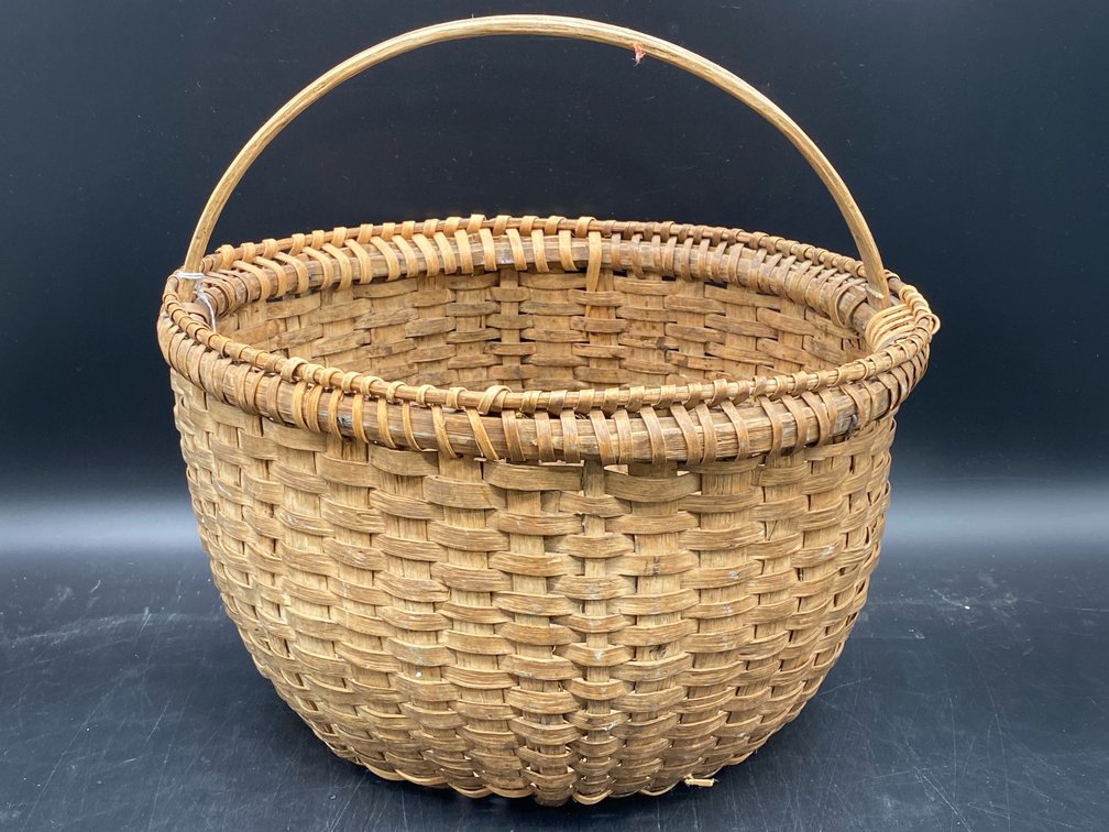 Shenandoah Valley of Virginia Stave-Type Style Woven-Splint Basket