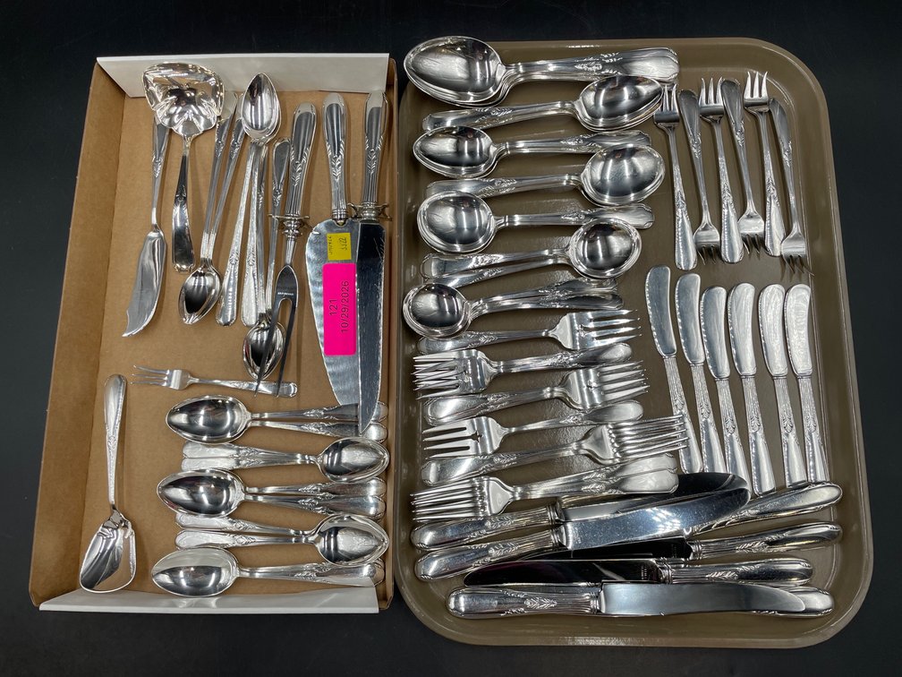Manchester "Fleetwood" Sterling 84 pc Flatware Set