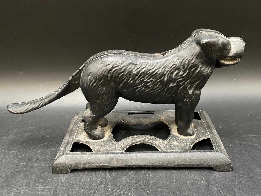 Cast Iron Dog Nutcracker