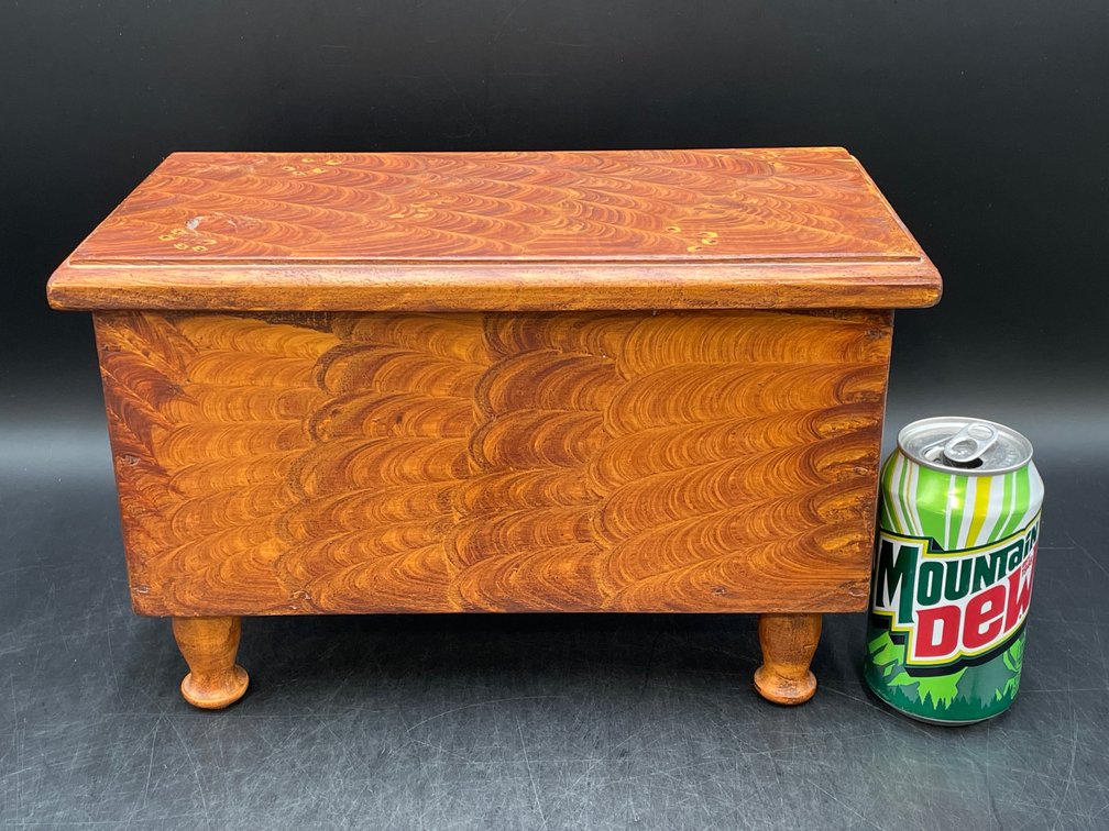 Kentucky Grain Painted Miniature Blanket Chest