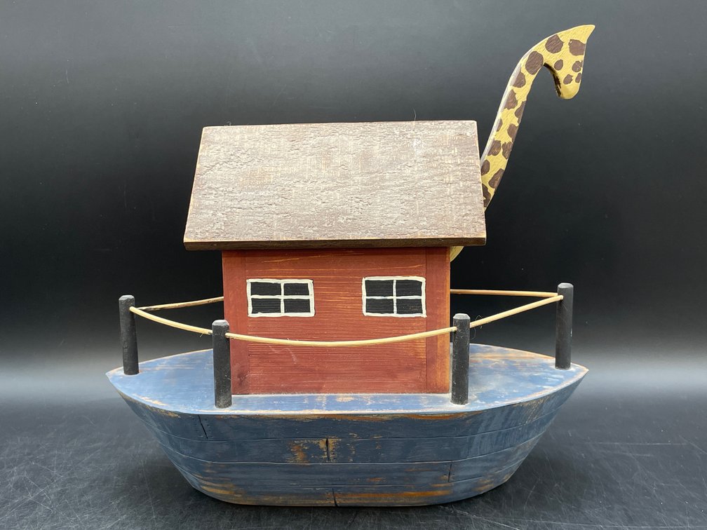 1991 Handcrafted Noah’s Art Wooden Sculpture