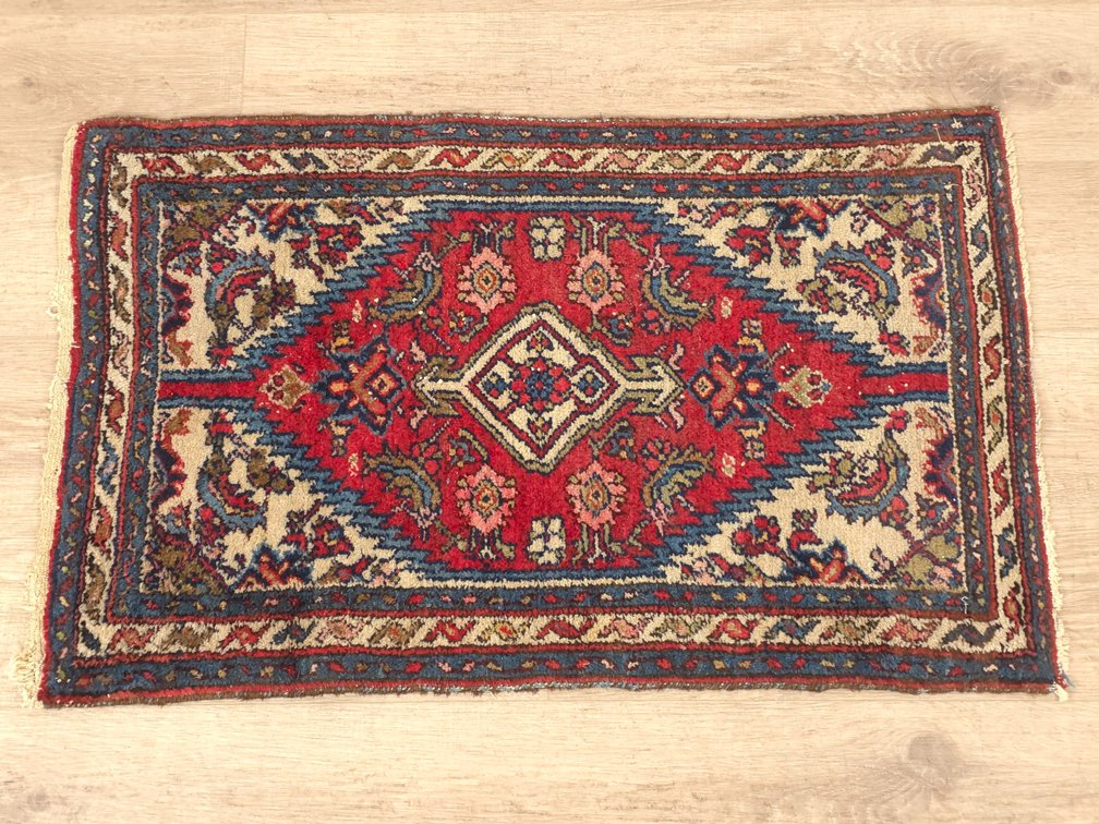 Rug