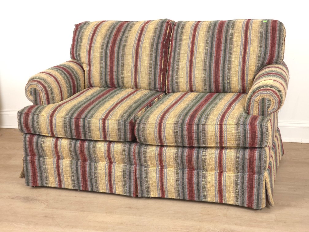 Wesley Hall Love Seat