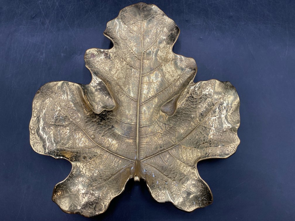 VMC Brass Fig Leaf Dish