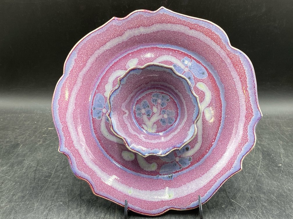 Handcrafted Bay Pottery