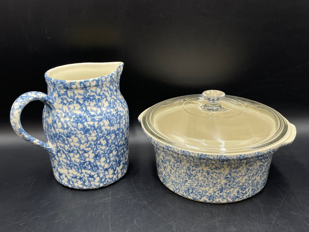 Henn Spongeware Pitcher & Casserole Dish