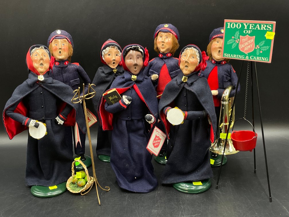 1990s Byers' Choice Salvation Army Christmas Carolers