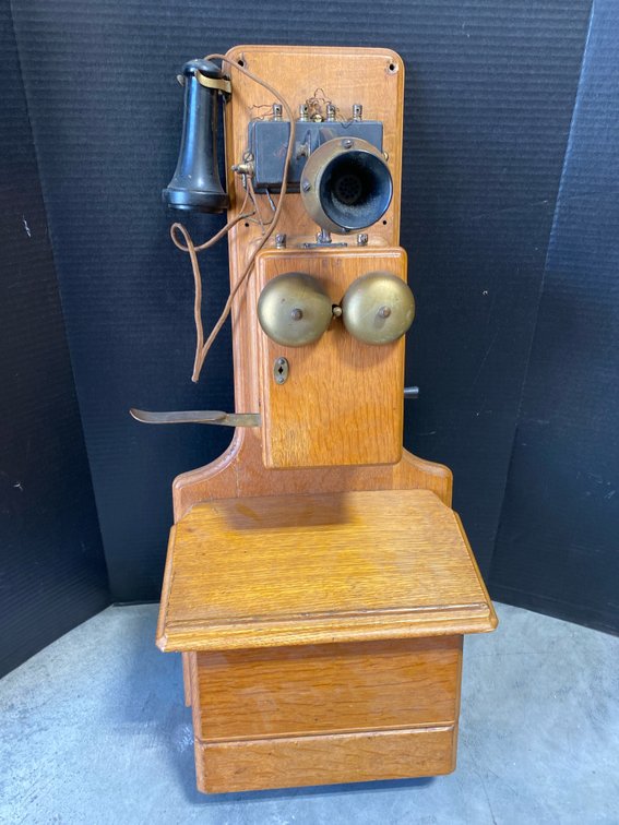 Hand Crank Telephone