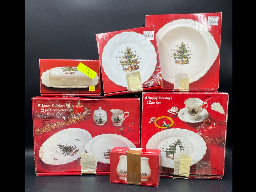 Nikko Christmas Dinnerware Accents