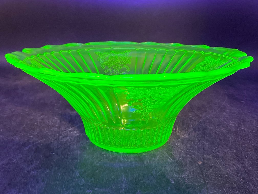 Vintage Uranium Glass Bowl