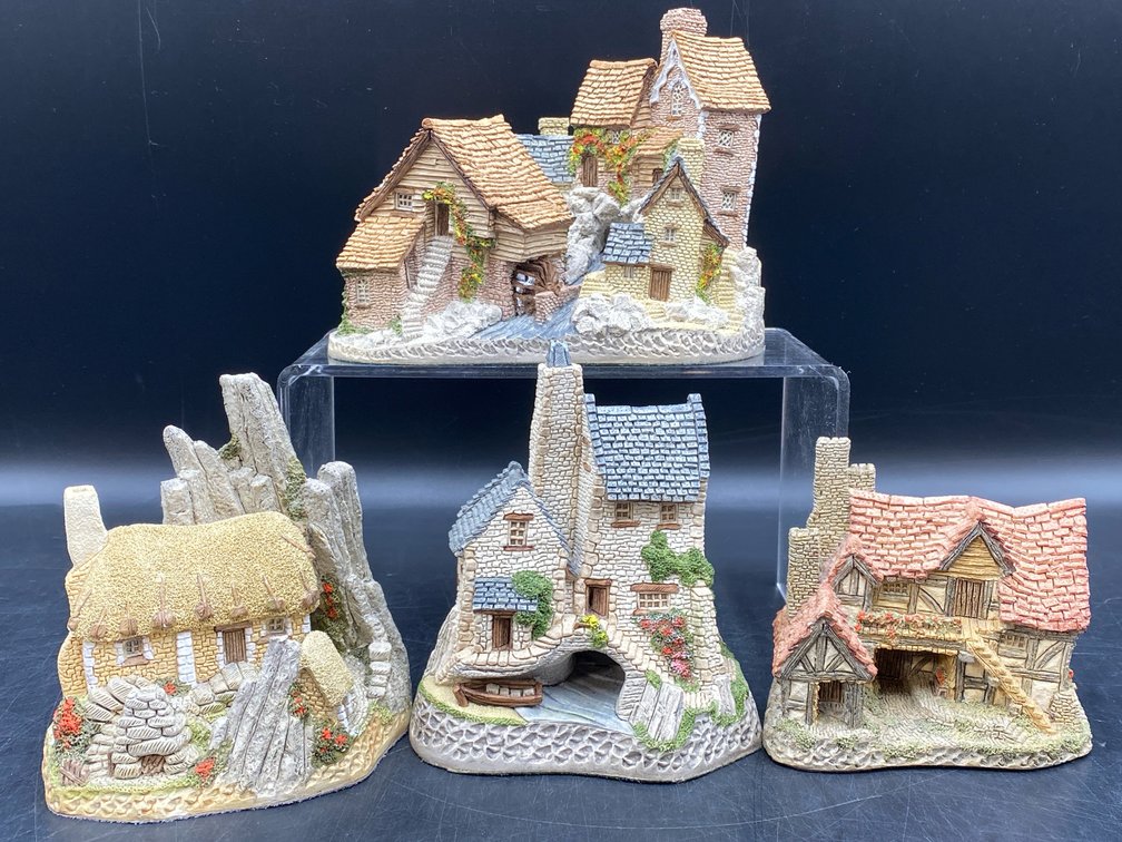 1980’s David Winter Cottages
