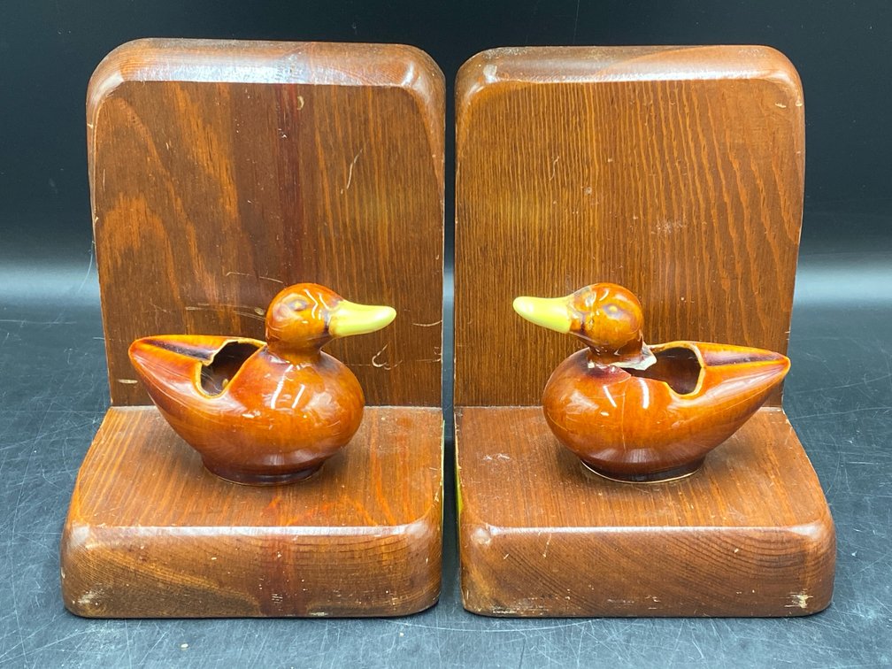 Cornwall Wood Products Bookend Pair