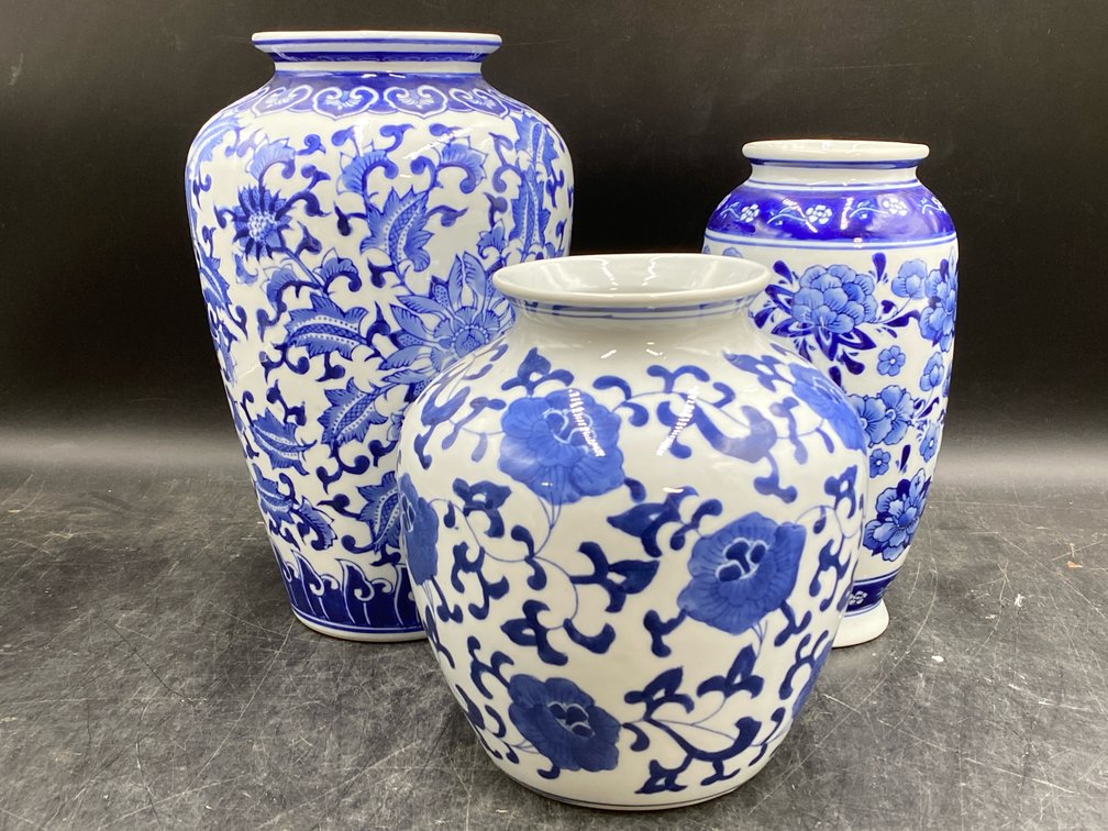 Blue & White Decorative Vessels
