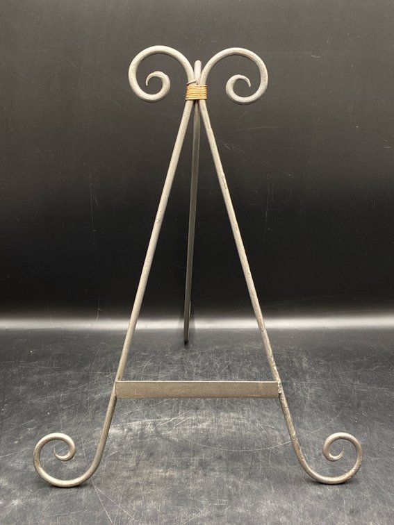 Metal Tabletop Display Easel