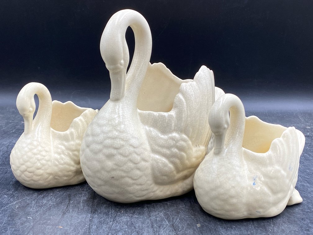 Red Wing Pottery Reproduction Swans