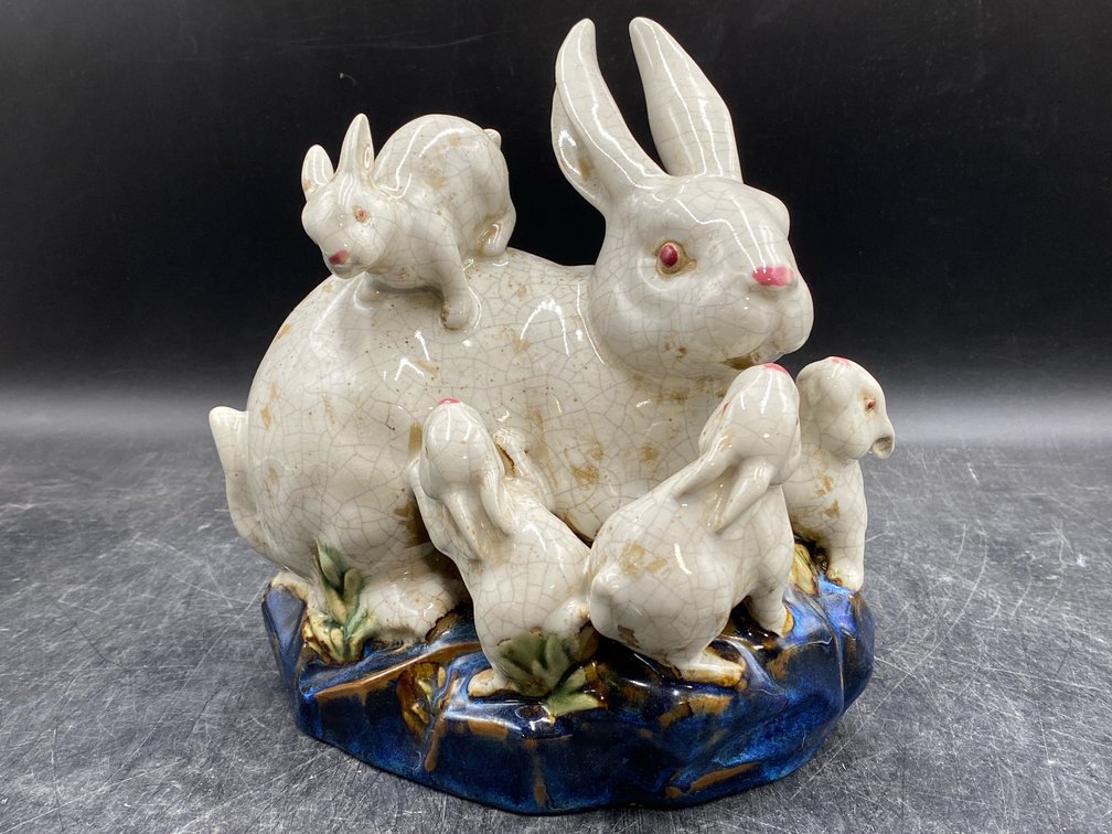 Majolica-Style Ceramic Rabbit & Babies