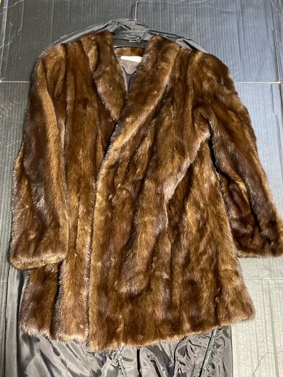 Alan Fur's Ladies fur-Like  Coat