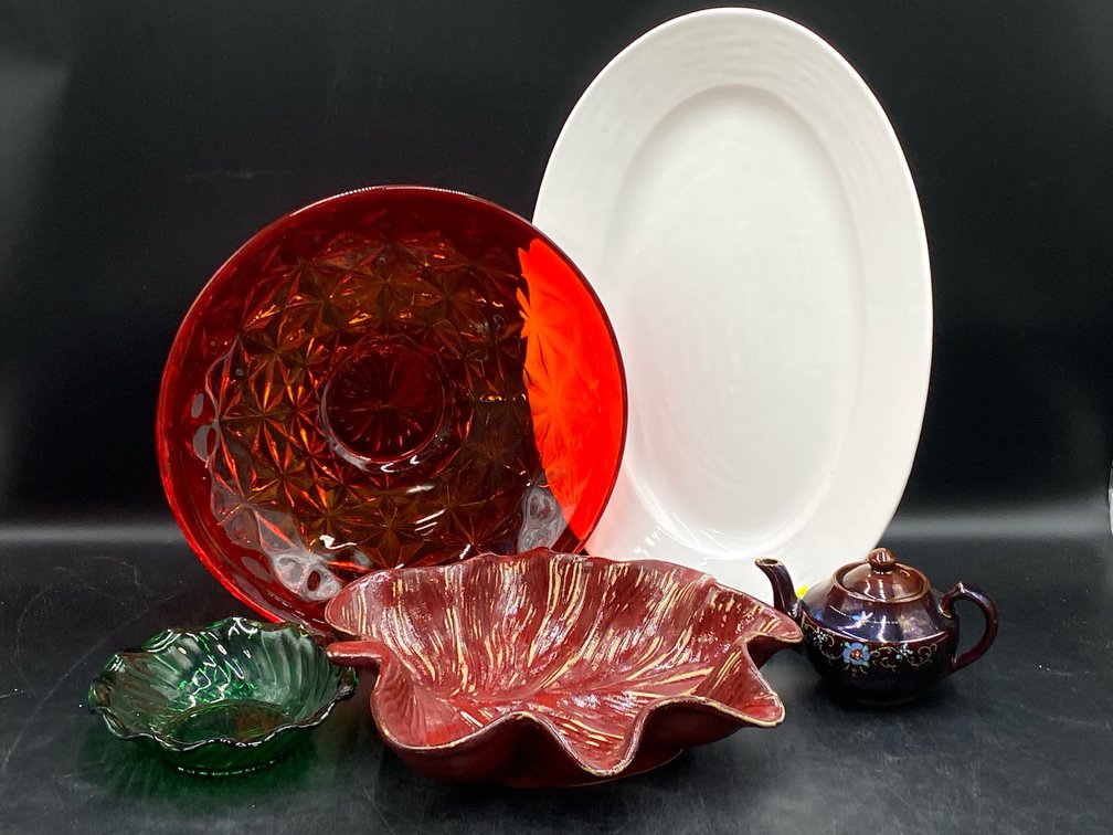 Tabletop Serve/Decor Articles