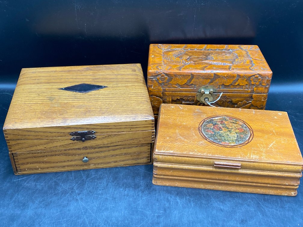Wooden Dresser Jewelry Boxes